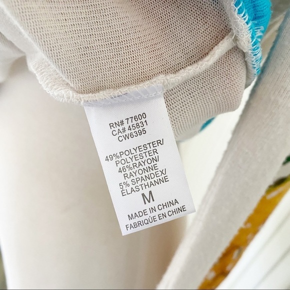 NWT Chaser Pina Colada Mama Pineapple Cream Beach Sweater Sweatshirt Size Medium - Picture 10 of 16